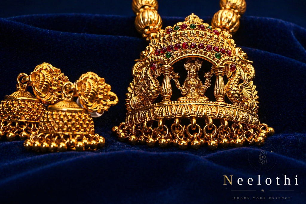 Devangana Pendant Necklace set