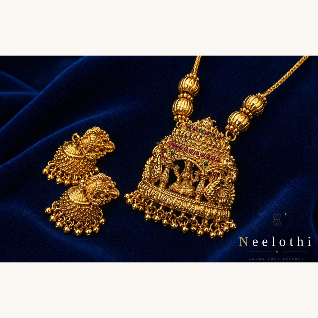Devangana Pendant Necklace set
