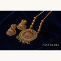 Mandira Pendant Necklace set